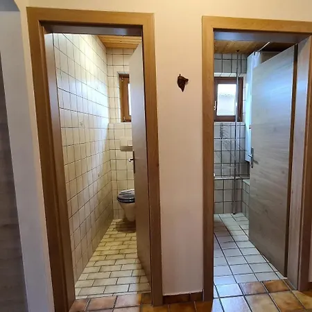 Gartenappartement Hermagor-nassfeld * 黑马戈尔